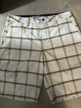 Quiksilver Amphibian Hybrid Shorts Plaid Size 33 Surf Golf Casual